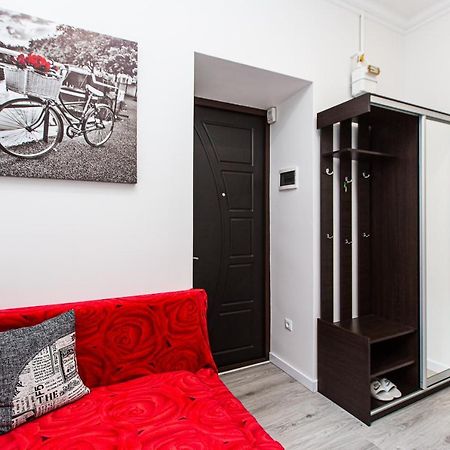 Однокомнатная Форум-центр Apartment Лвив Екстериор снимка