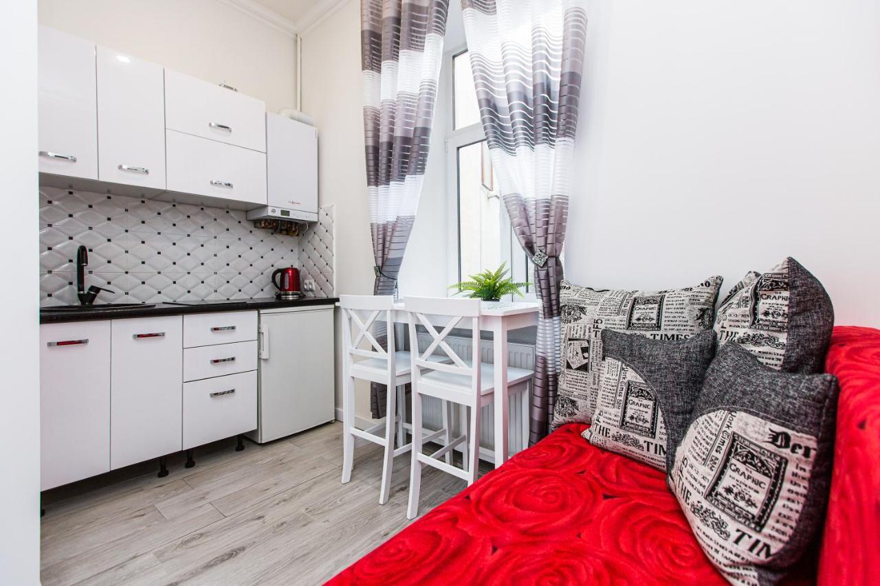 Однокомнатная Форум-центр Apartment Лвив Екстериор снимка